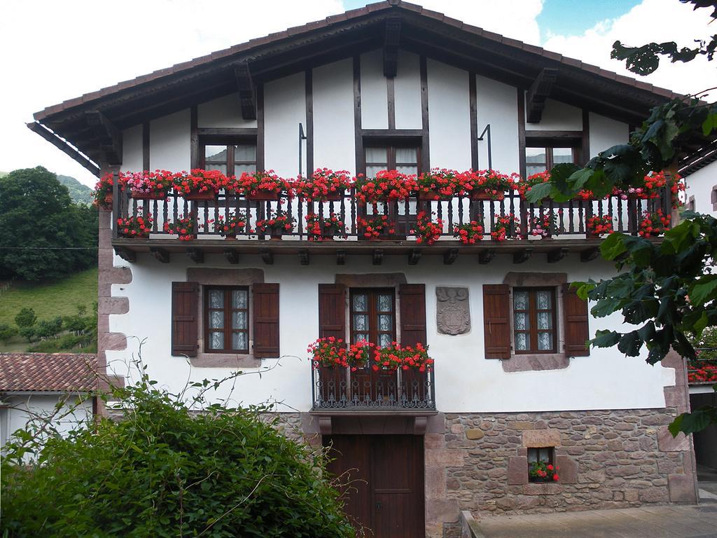Casa Rural Bordaberea Maya del Baztán Esterno foto